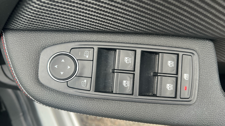 Renault Clio 1.0 TCe 90 RS Line 5dr Petrol Hatchback